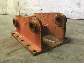 HEAD BRACKET TO SUIT 4-6T EXCAVATOR D971 - picture0' - Click to enlarge