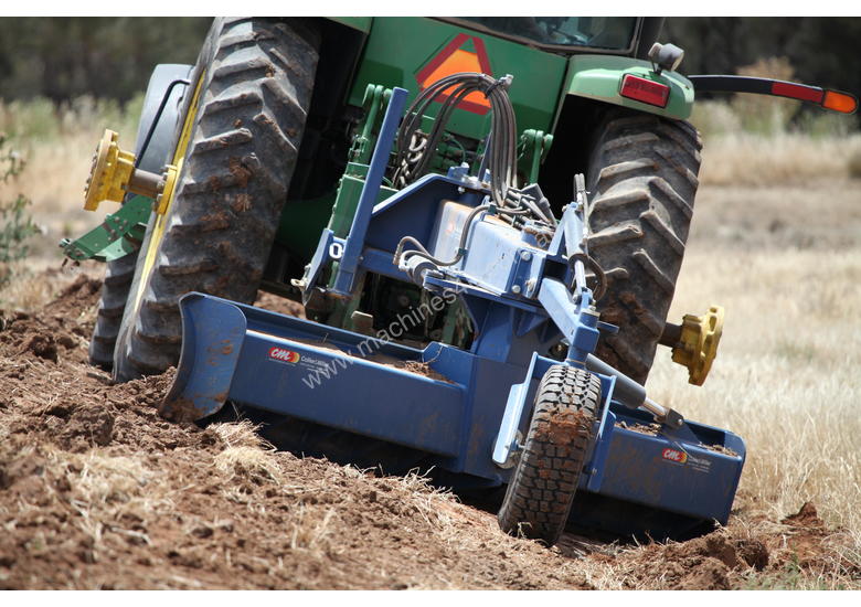 caption Heavy Duty Tractor 3 Point Linkage Grader Blade