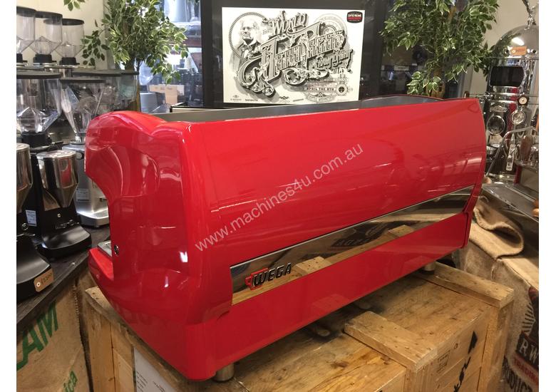 Click to view full size photos WEGA POLARIS 3 GROUP RED ESPRESSO COFFEE MACHINE