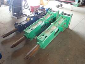 Various Hydraulic Hammers - picture1' - Click to enlarge
