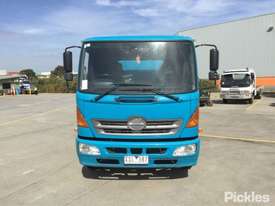 2010 Hino FD1J Series 2 - picture1' - Click to enlarge