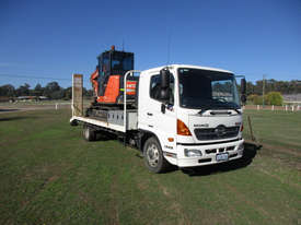 Hino FE 1426-500 Series Beavertail Truck - picture0' - Click to enlarge
