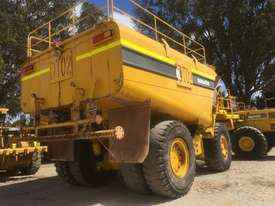 1997 Komatsu HD465-5 Rigid Frame Water Truck  - picture1' - Click to enlarge