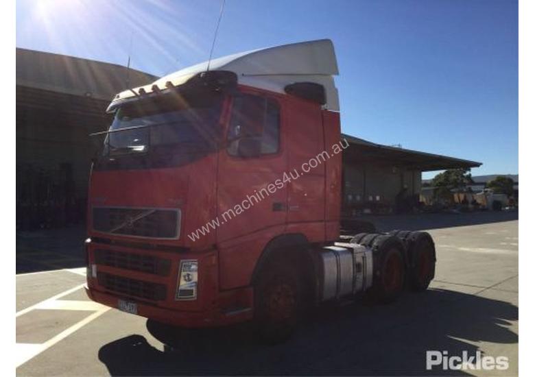 caption 2004 Volvo FH12