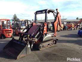 2008 Ditch Witch XT1600 - picture2' - Click to enlarge