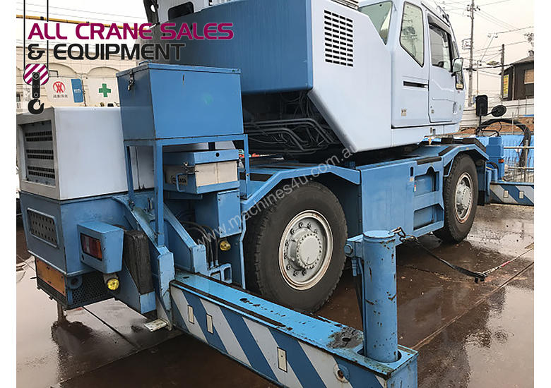 caption 16 TONNE TADANO GR160N-1 2008 - ACS