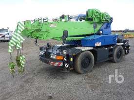 KOBELCO RK70M-2 City Crane - picture0' - Click to enlarge