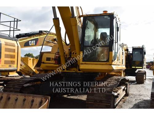 KOMATSU PC 270-8 Track Excavators