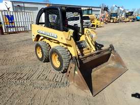 John Deere 250 Wheeled Skidsteer Loader - picture0' - Click to enlarge