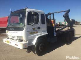 2000 Isuzu FVR - picture2' - Click to enlarge