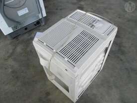 Kelvinator Window Mount Air Conditioner - picture0' - Click to enlarge