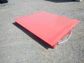 LOT # 0156  Unused Container Ramp - picture1' - Click to enlarge