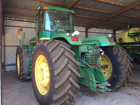 John Deere 9320 FWA/4WD Tractor - picture0' - Click to enlarge