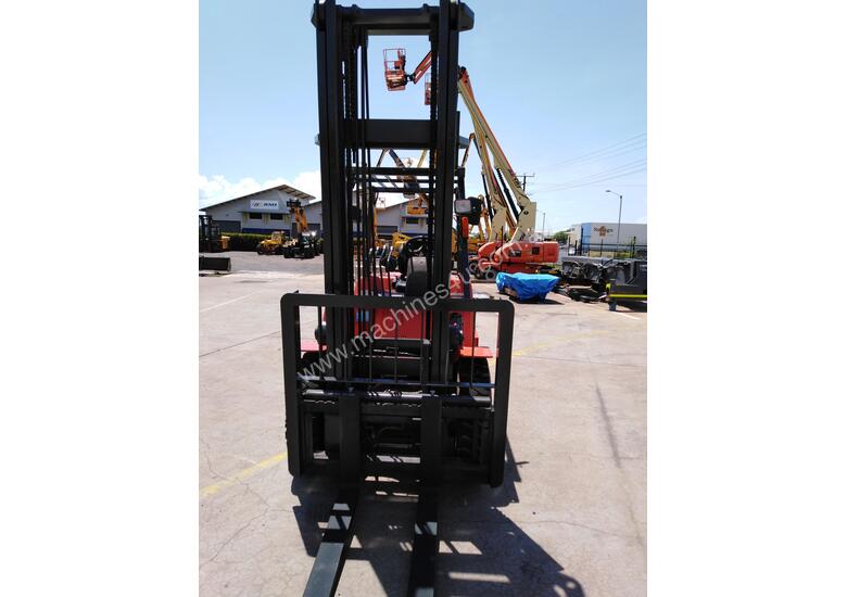 Used 2007 Nissan Used 4 0T Nissan Diesel Forklift F04D40HUT Darwin