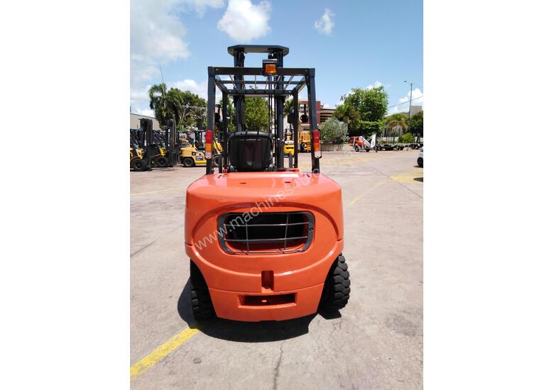 Used 2007 Nissan Used 4 0T Nissan Diesel Forklift F04D40HUT Darwin