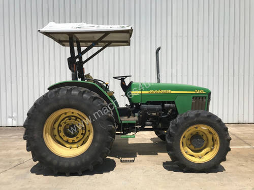 John Deere 5420 FWA/4WD Tractor