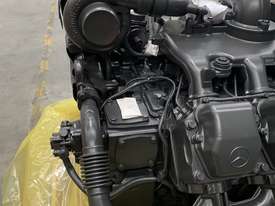 New Mercedes Benz OM501LA -290 kW ENGINE | Konecrane Noell Straddle Carrier Spec - picture1' - Click to enlarge