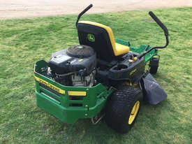 John Deere Z235 Zero Turn Lawn Equipment - picture1' - Click to enlarge