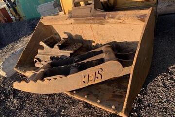 Hydraulic Quick Hitch 20-25 tonne