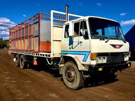 HINO FF177 28ft cattle truck - picture0' - Click to enlarge