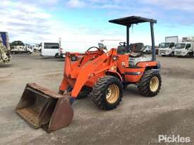 2000 Kubota R520 - picture0' - Click to enlarge