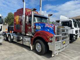 Mack Superliner 6 x 4 Prime Mover - picture0' - Click to enlarge