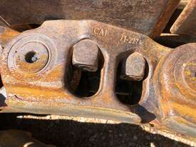 Caterpillar D9T Track Chains  - picture1' - Click to enlarge