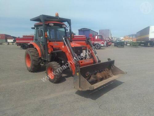 Kubota L5740