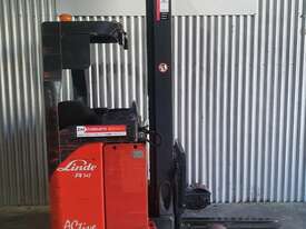 Linde Reach Truck - Hire - picture0' - Click to enlarge