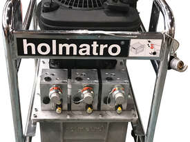 Holmantro Rescue Hydraulics Spreader, Petrol Powered Pump and Single Hose Reel - Used Items - picture1' - Click to enlarge