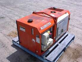 Kubota Lowboy GL9000 generator 8 KVA - picture0' - Click to enlarge