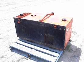 Kubota Lowboy GL9000 generator 8 KVA - picture2' - Click to enlarge