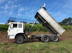 Acco Tipper 1950D  - picture0' - Click to enlarge