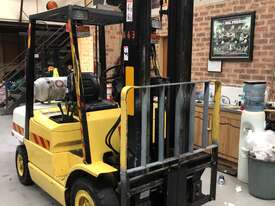 High quality 2.5 ton forklift  - picture0' - Click to enlarge