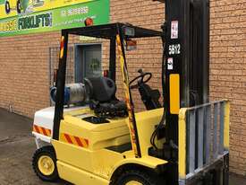High quality 2.5 ton forklift  - picture1' - Click to enlarge