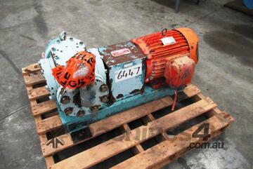Gear Pump, IN/OUT: 100mm Dia