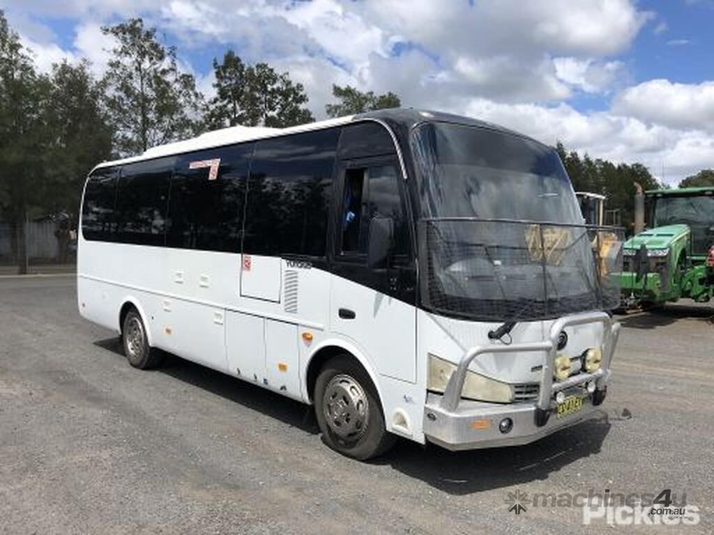 Buy Used yutong 2012 Yutong ZK6760DAA Tipper Trucks in , - Listed on ...