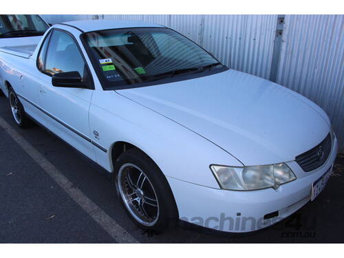 HOLDEN COMMODORE UTE