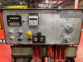 Amada HA250 Band Saw - picture0' - Click to enlarge