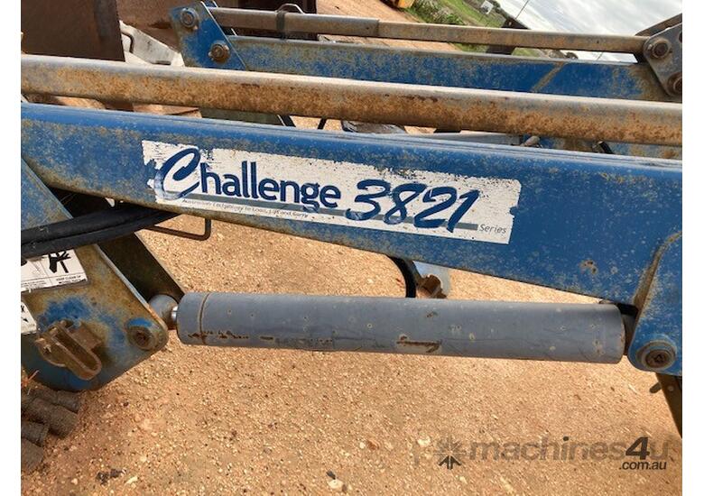 Used Challenge Implements Front End Loader Tractor Front End Loader