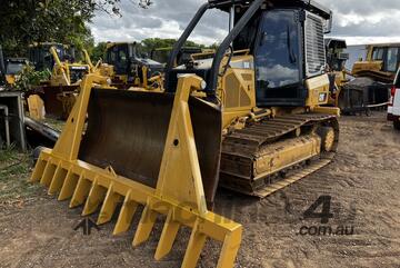 Caterpillar 2010 CAT D5K XL 4,500 hrs Caterpillar 2010 CAT D5K XL 4,500 hrs