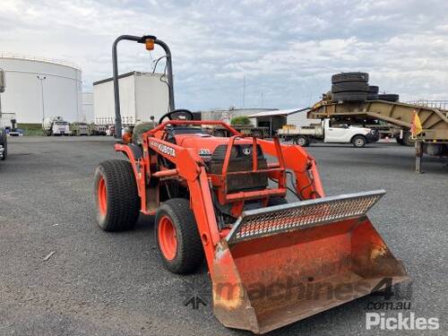 2003 Kubota B7500