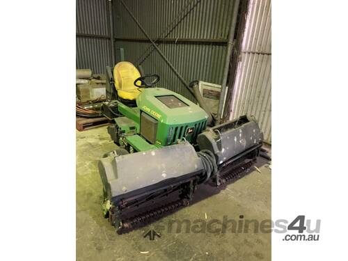 1999 John Deere 2653 Rough Mowers