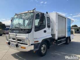 1998 Isuzu FRR550A - picture0' - Click to enlarge