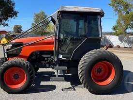 Kubota M108S - picture2' - Click to enlarge