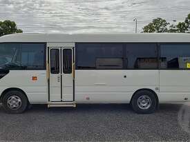 Toyota Coaster XZB50R - picture2' - Click to enlarge