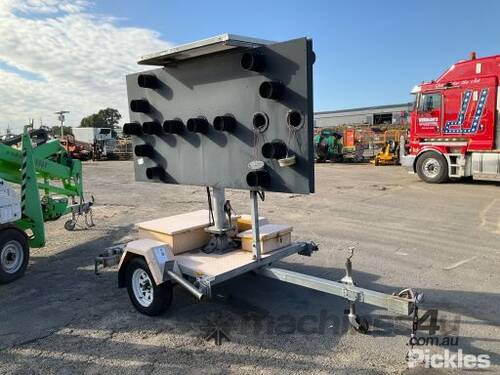 Unbranded Arrow Board (Trailer Mounted)