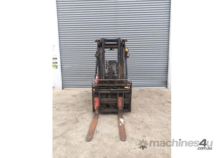 2.5T Counterbalance Forklift