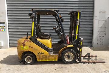 Yale 2.5T Counterbalance Forklift Yale 2.5T Counterbalance Forklift