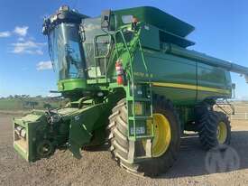 John Deere 9670 STS - picture2' - Click to enlarge